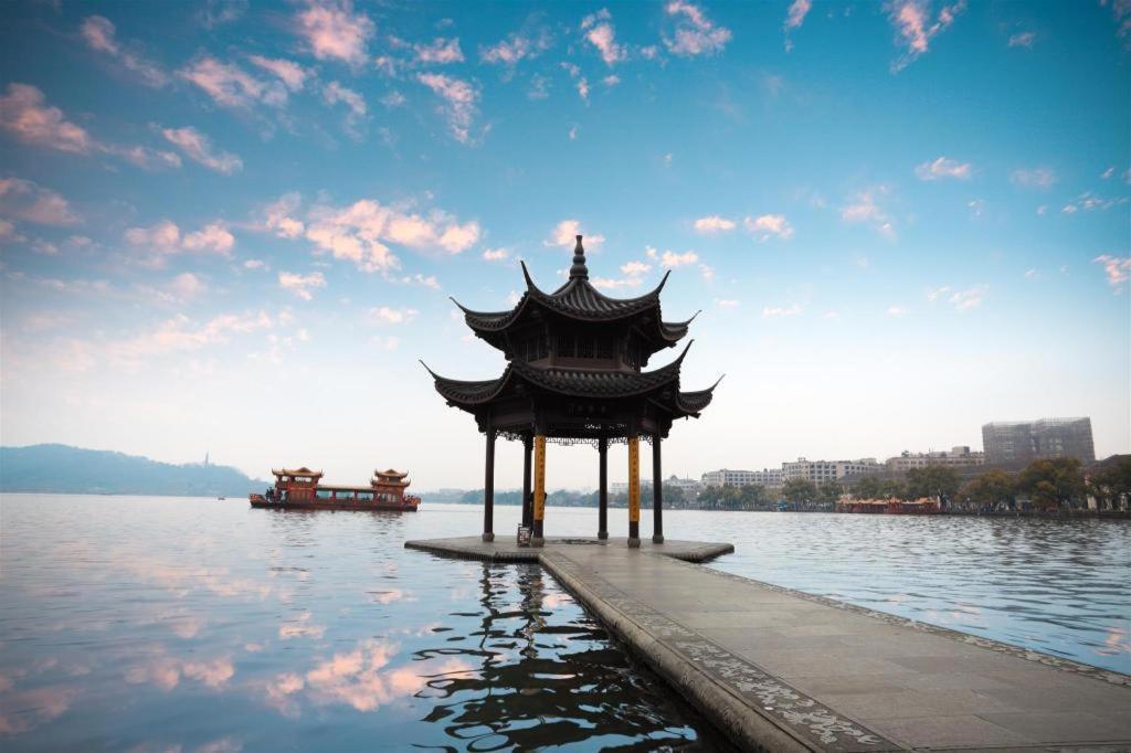 West Lake Hillview Int'L Hotel Hangzhou Exteriör bild